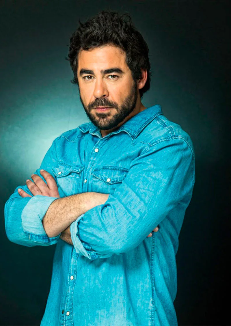 Actor Pablo Chiapella foto de estudio